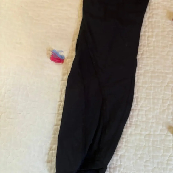 lululemon black athletic leggings mesh 6 - Picture 6 of 7